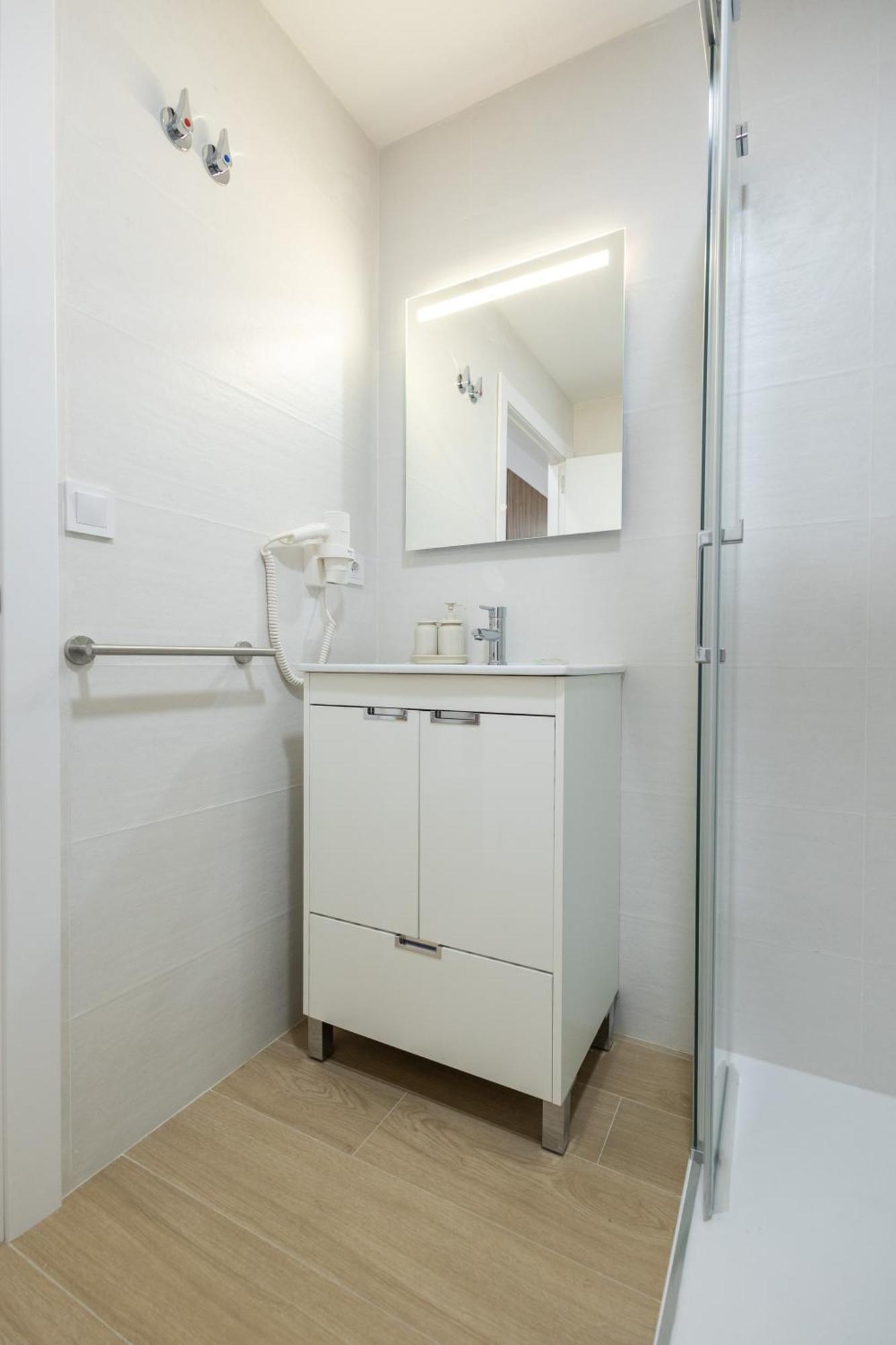 Imprenta Sorolla By Concept Valencia Luaran gambar